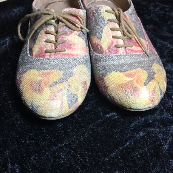 Aldo Flats Floral Canvas - Picture 4 of 8